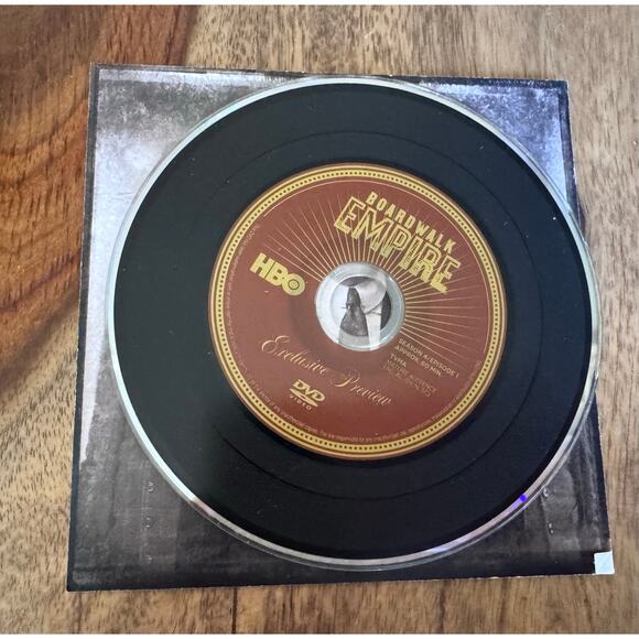 BOARDWALK EMPIRE COLLECTORS EDITION SHOT GLASSES AND DVD - Picture 7 of 13